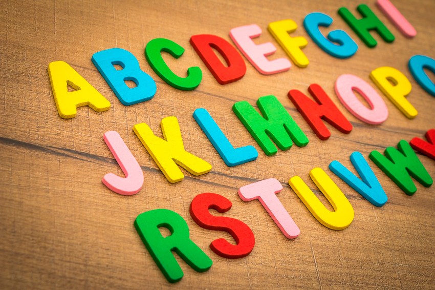 letras del abecedario en torre de aprendizaje torre de aprendizaje convertible